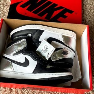 Nike Jordan 1 Silver Toe (DS)